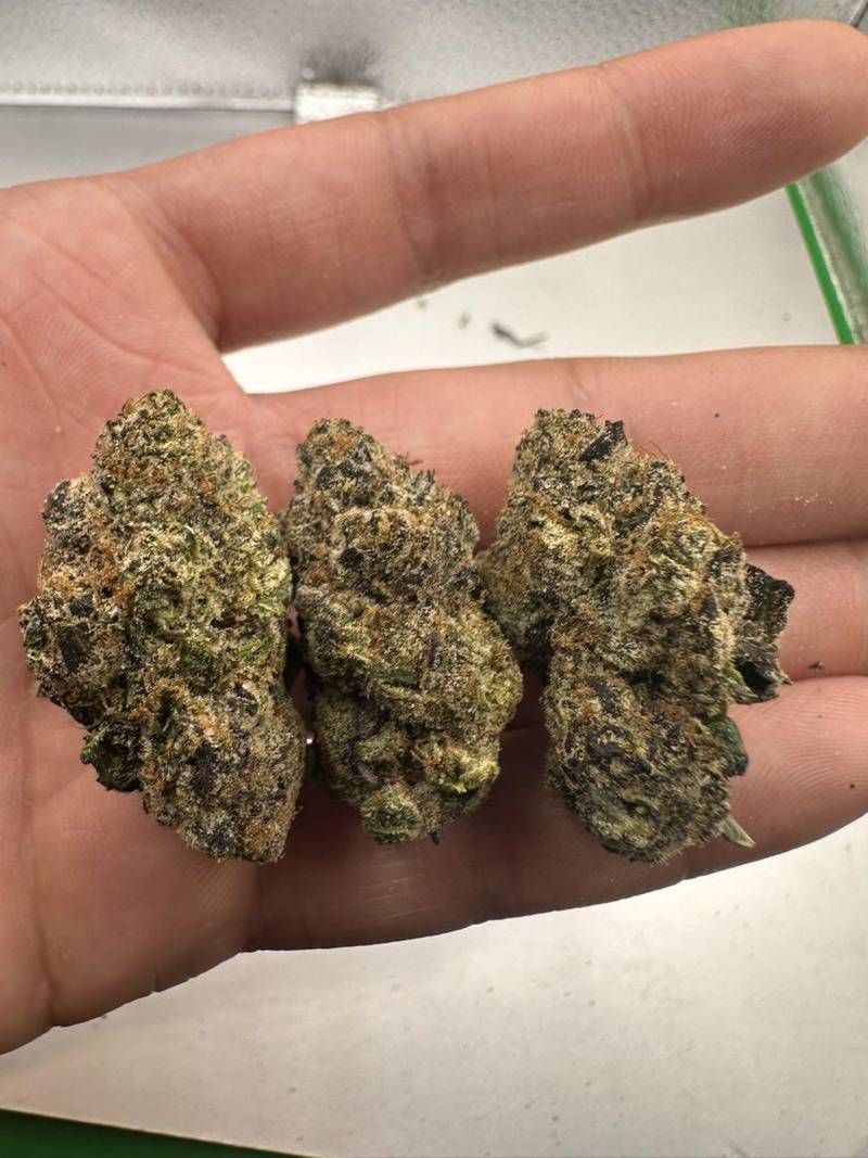 Frozen Grapes THCa Flower